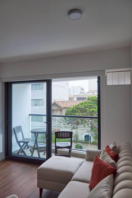 Departamento De Estreno Miraflores Apartment